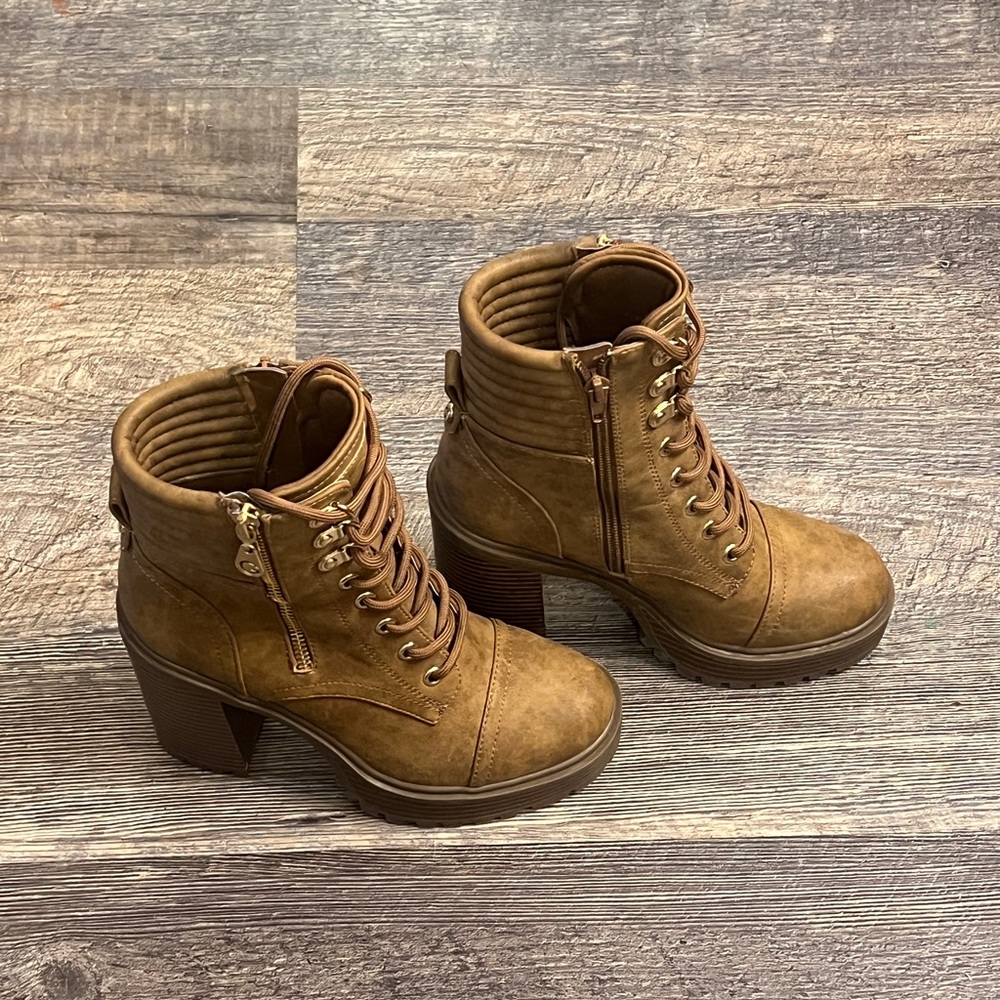 GBG Brown Lace-Up Ankle Boots With Side Zipper 5.5 - Picture 4 of 10